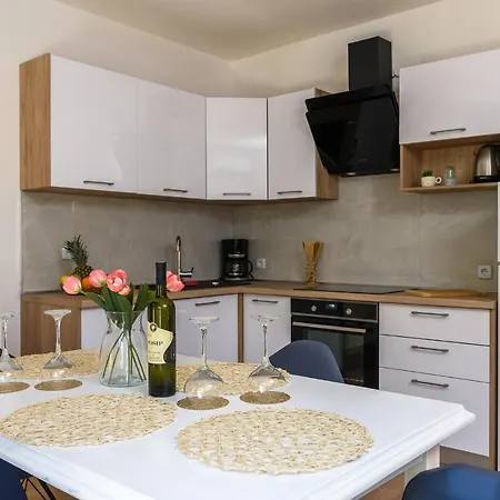 Mare Apartment Trogir