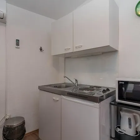 Mare Apartment *